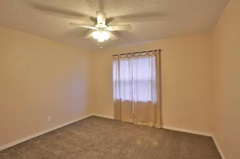 3219 Yule Tree Dr, Edgewater, FL 32141 photo 9
