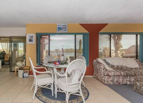 7 Pelican Ln, Edgewater, FL 32141 photo 5