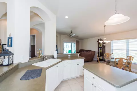 1208 Crown Pointe Ln, Ormond Beach, FL 32174 photo 14
