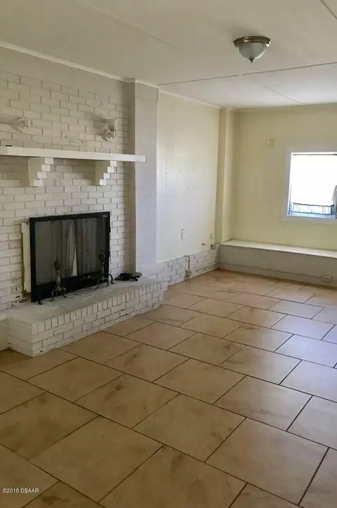 212 Hart Ave, Edgewater, FL 32132 photo 2