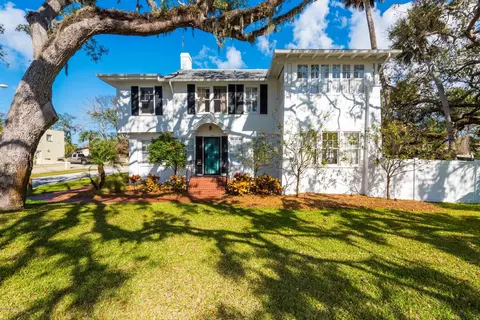 553 Riverside Dr, Ormond Beach, FL 32176 photo 1