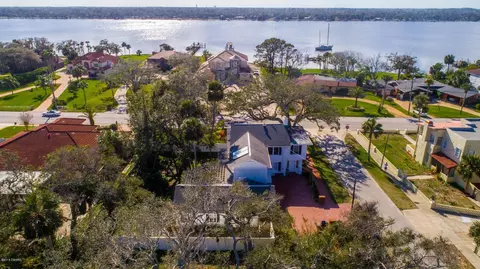 553 Riverside Dr, Ormond Beach, FL 32176 photo 94