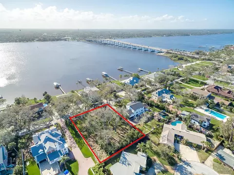 115 Riverside Dr, Ormond Beach, FL 32176 photo 1