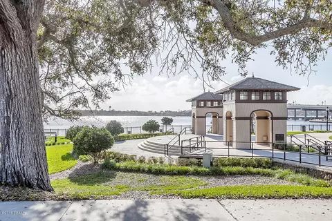 115 Riverside Dr, Ormond Beach, FL 32176 photo 15