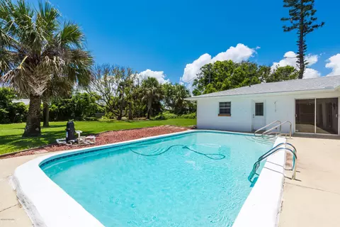 96 Treasure Ln, Ormond Beach, FL 32176 photo 4