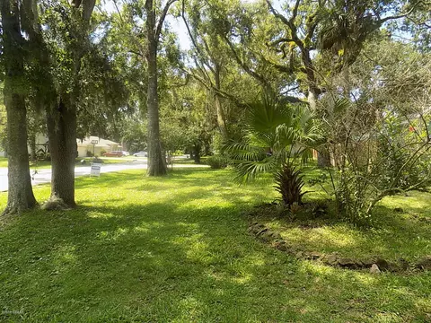3046 Yule Tree Dr, Edgewater, FL 32141 photo 4
