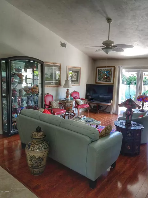 8 Windsail Cir, Ormond Beach, FL 32174 photo 5