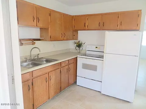 25 Seaview Dr, Ormond Beach, FL 32176 photo 6