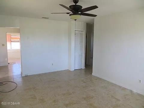 25 Seaview Dr, Ormond Beach, FL 32176 photo 4