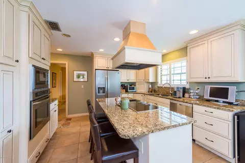 6 E Sovereign Ln, Ormond Beach, FL 32176 photo 12