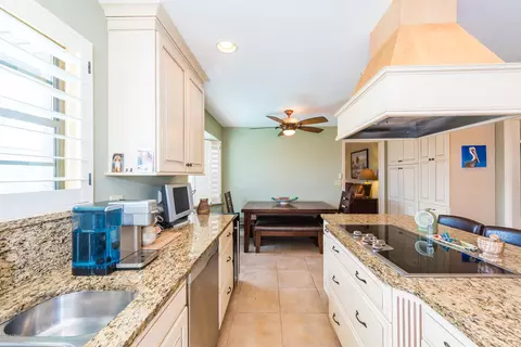 6 E Sovereign Ln, Ormond Beach, FL 32176 photo 11