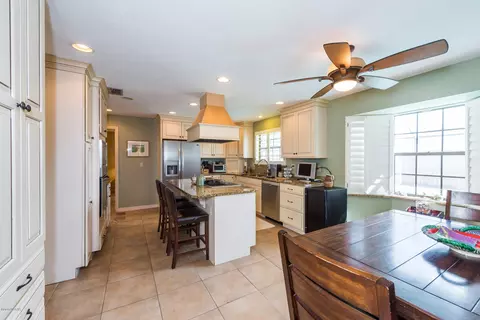 6 E Sovereign Ln, Ormond Beach, FL 32176 photo 9