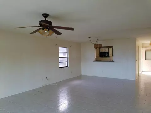 321 Sea Hawk Ct, Edgewater, FL 32141 photo 2