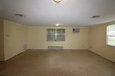65 Glover St, Eustis, FL 32726 photo 9