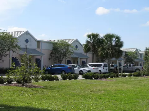 829 Hull Rd, Ormond Beach, FL 32174 photo 9