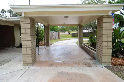2627 Orange Tree Dr, Edgewater, FL 32141 photo 5