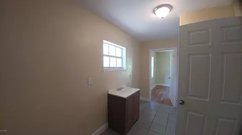 308 E Booe St, Bunnell, FL 32110 photo 9