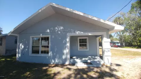 308 E Booe St, Bunnell, FL 32110 photo 1