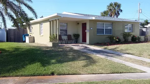 37 Seaside Dr, Ormond Beach, FL 32176 photo 1