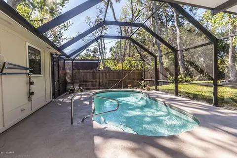 56 Lake Park Cir, Ormond Beach, FL 32174 photo 2