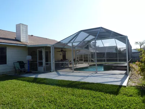 157 Riverwalk Ct, Ormond Beach, FL 32176 photo 3