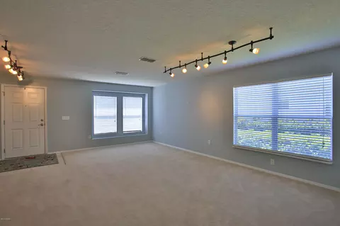 9 Cantilever Ct, Ormond Beach, FL 32174 photo 3
