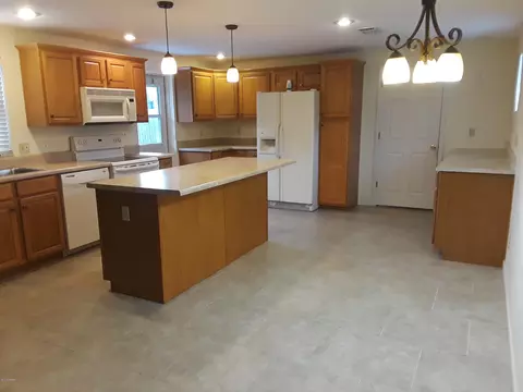 25 Silver Cir, Edgewater, FL 32141 photo 3