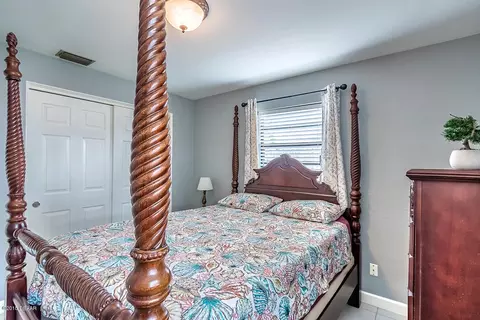 53 Carol Rd, Ormond Beach, FL 32176 photo 9