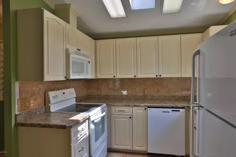 604 Navigators Way, Edgewater, FL 32141 photo 5