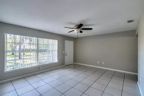 3227 Willow Oak Dr, Edgewater, FL 32141 photo 6