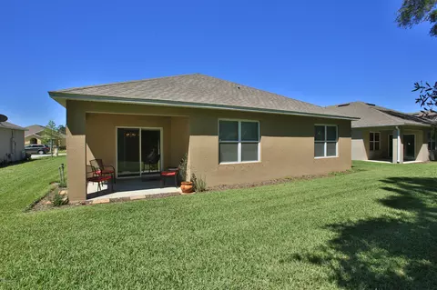 343 Admiralty Ct, Edgewater, FL 32141 photo 5