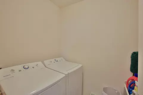 343 Admiralty Ct, Edgewater, FL 32141 photo 13