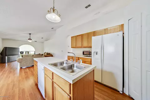 1 Kasper Path, Palm Coast, FL 32164 photo 3