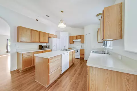 1 Kasper Path, Palm Coast, FL 32164 photo 2