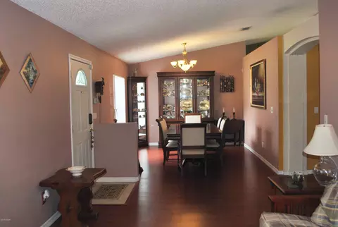 1719 Queen Palm Dr, Edgewater, FL 32132 photo 2