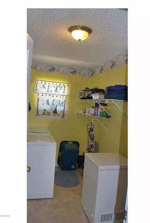 1719 Queen Palm Dr, Edgewater, FL 32132 photo 7