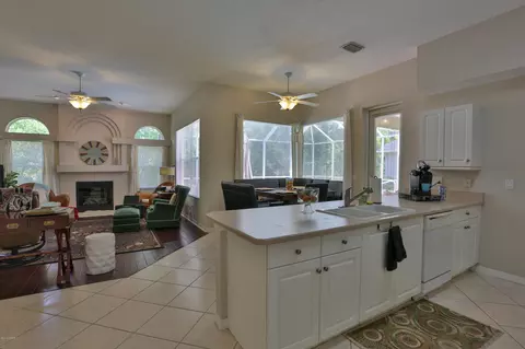 104 Bay Lake Dr, Ormond Beach, FL 32174 photo 9