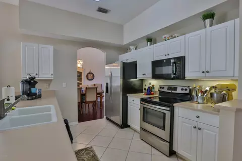 104 Bay Lake Dr, Ormond Beach, FL 32174 photo 10