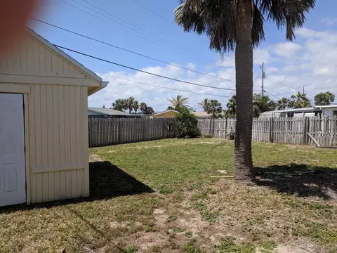 18 Seabreeze Dr, Ormond Beach, FL 32176 photo 3