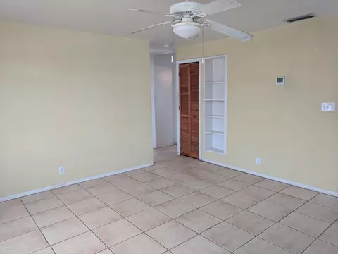 18 Seabreeze Dr, Ormond Beach, FL 32176 photo 9