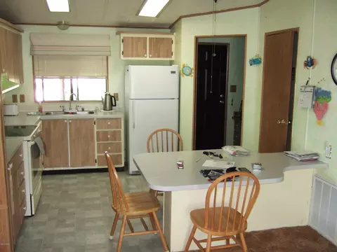 118 Pine St, Edgewater, FL 32141 photo 3