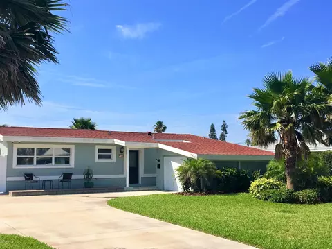 204 Fairway Dr, Ormond Beach, FL 32176 photo 1