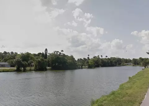 2819 Lime Tree Dr, Edgewater, FL 32141 photo 5