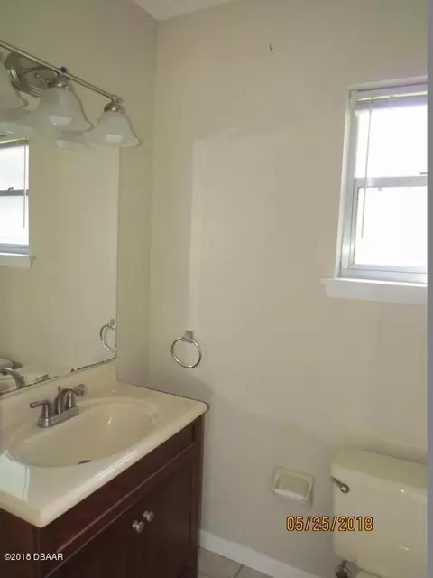 105 Luna Cir, Ormond Beach, FL 32174 photo 10