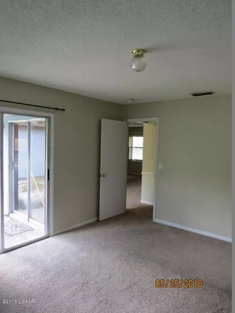 105 Luna Cir, Ormond Beach, FL 32174 photo 9
