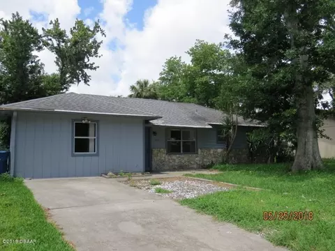 105 Luna Cir, Ormond Beach, FL 32174 photo 2