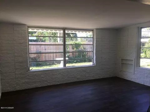 54 N Capri Dr, Ormond Beach, FL 32174 photo 6