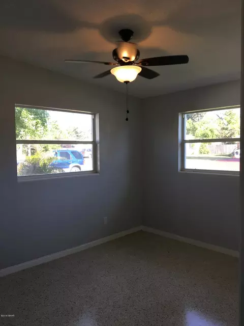 54 N Capri Dr, Ormond Beach, FL 32174 photo 8