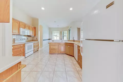115 Mariners Dr, Ormond Beach, FL 32176 photo 4