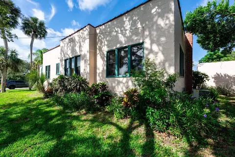 27 Ormond Shores Dr, Ormond Beach, FL 32176 photo 6